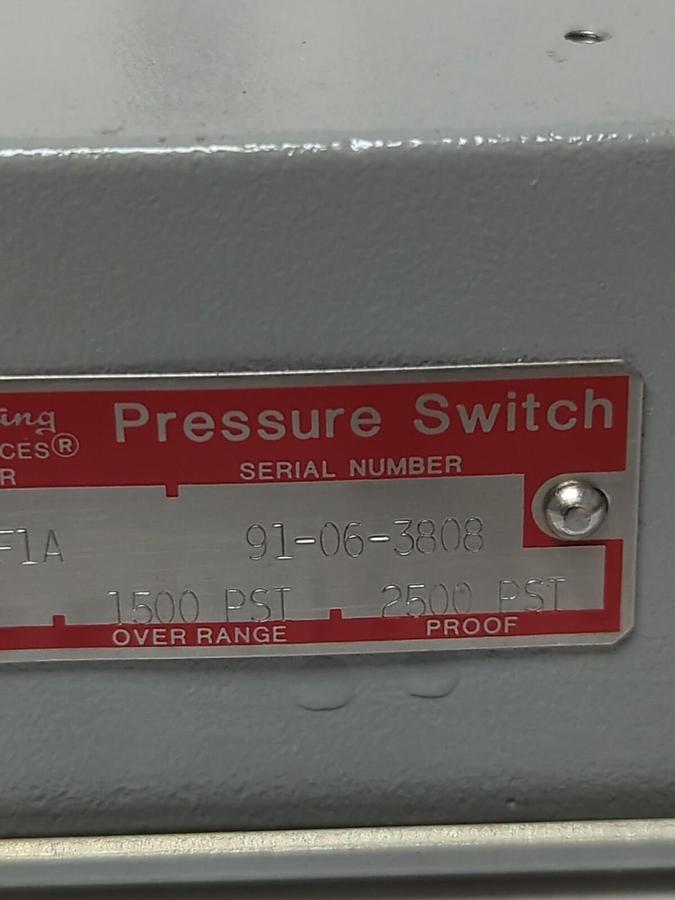 SOR,5NN-GG45-N4-F1A,PRESSURE SWITCH 45-550 PSI NOS