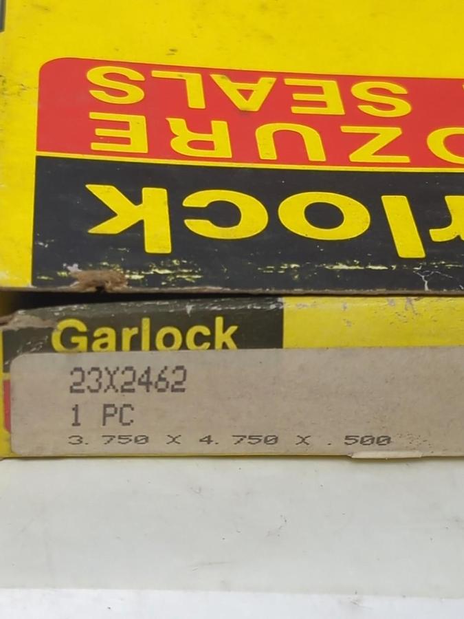 GARLOCK KLOZURE,23X2462,OIL SEAL 3.75 X 4.75 X .5 NOS