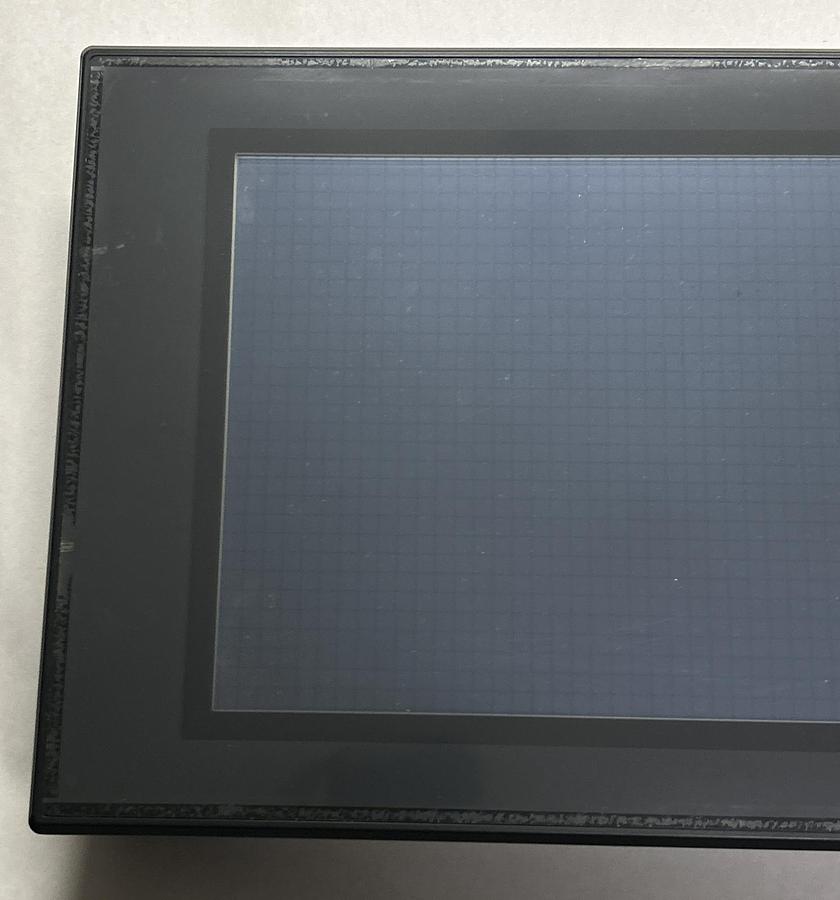 Used KEYENCE,VT2-10SB,OPERATOR INTERFACE TOUCHSCREEN 100-240V