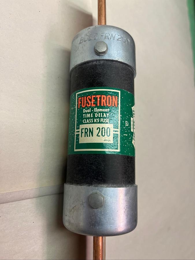 COOPER BUSSMANN,FRN-200,FUSETRON 200 AMP 250V FUSE NOS