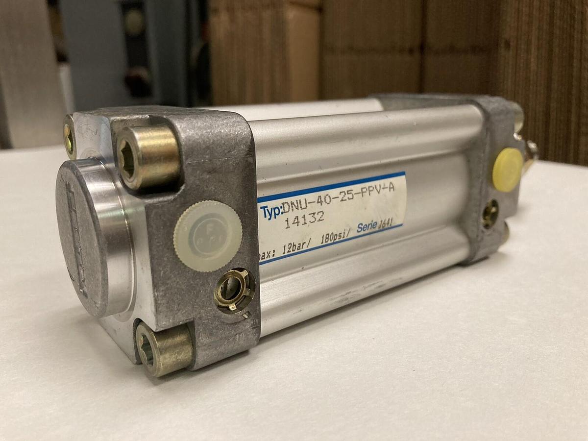 Festo,DNU-40-25PPV-A 14132,Standard Cylinder 12 Bar/180 PSI