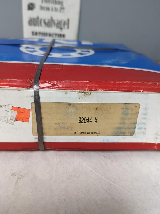 SKF,32044X,COMPLETE ROLLER BEARING NOS