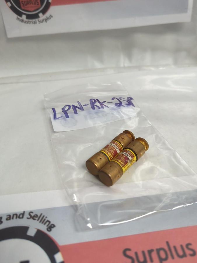 Used COOPER BUSSMANN,LPN-RK-2SP,LOW-PEAK 2 AMP FUSE LOT OF 2 PRE-OWNED