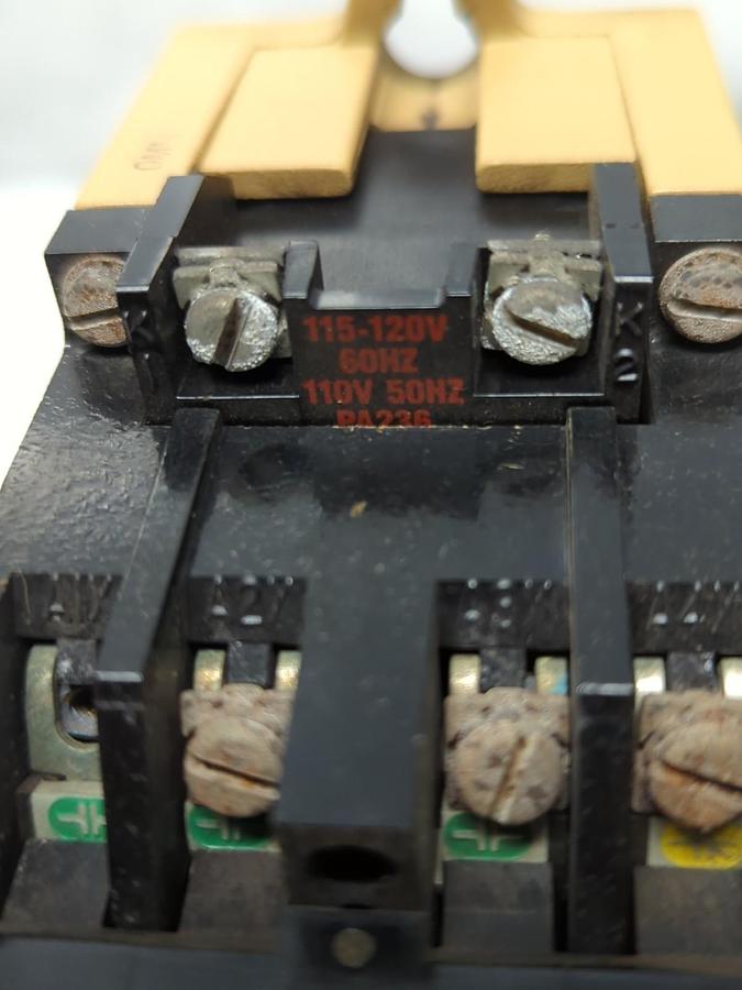 Used ALLEN BRADLEY,700-P400A1,SERIES B ACRELAY PRE-OWNED