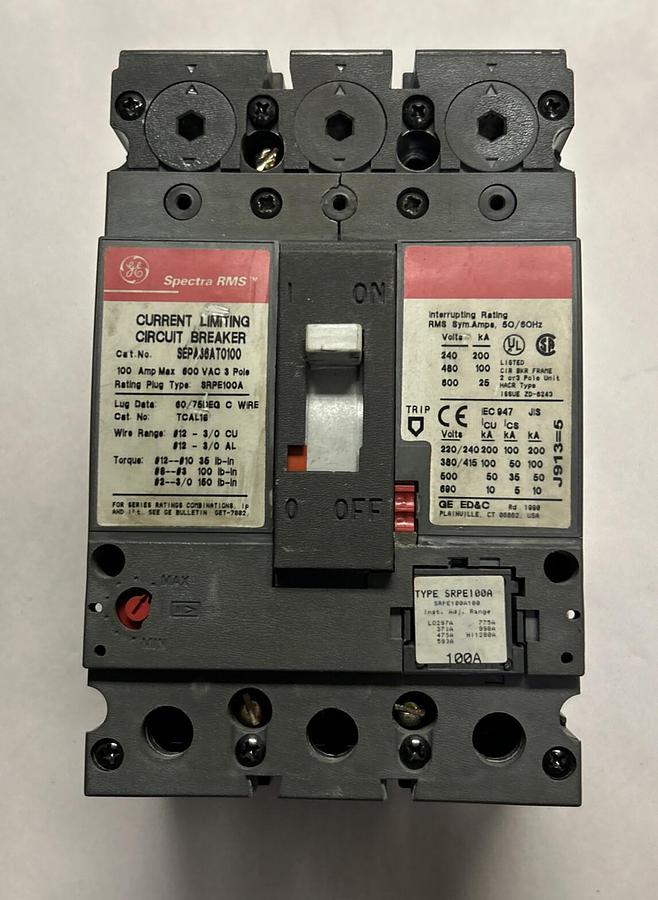 Used GENERAL ELECTRIC,CR2940UA200R,CIRCUIT BREAKER 100A 600V 3P
