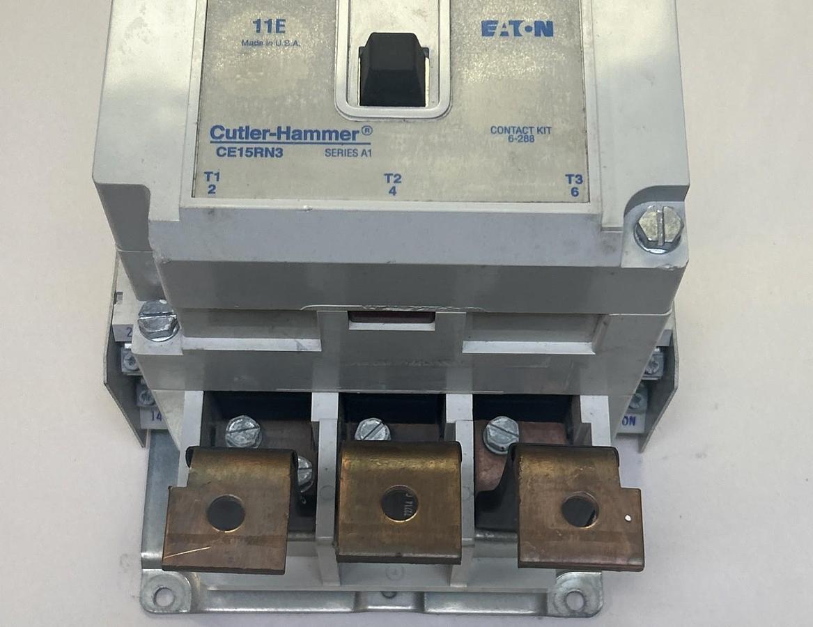 Used CUTLER-HAMMER,CE15RN3,MAGNETIC CONTACTOR 110/120V COIL