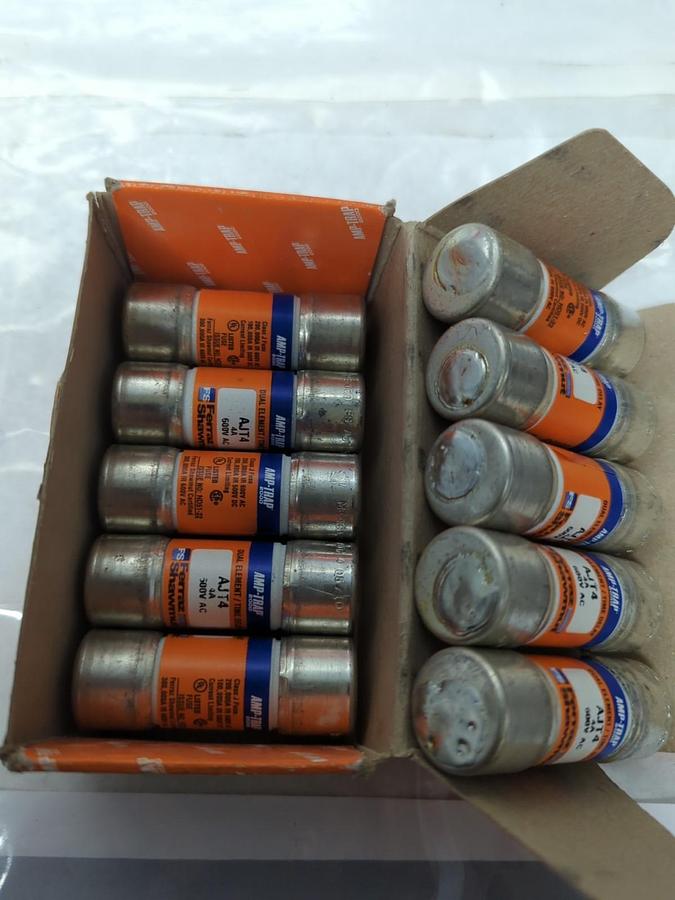 FERRAZ SHAWMUT,AJT4,AMP-TRAP 4 AMP FUSES BOX OF 10 NOS