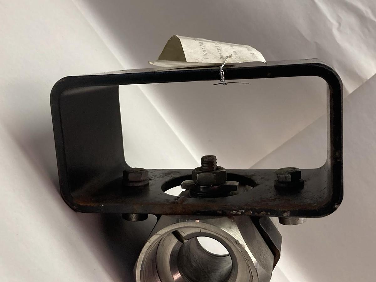 Used Unbranded,Model 35705C,2 Inch Valve