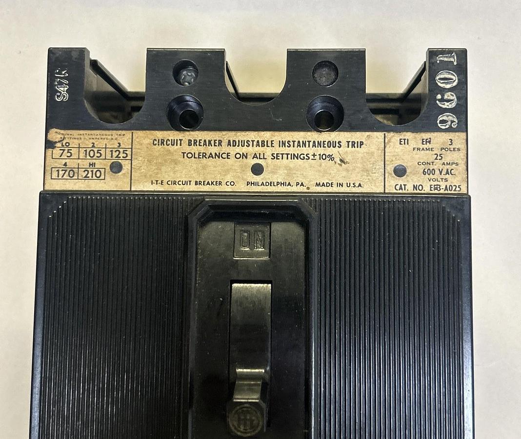 Used ITE,EF3-A025,CIRCUIT BREAKER 25A 600V 3P