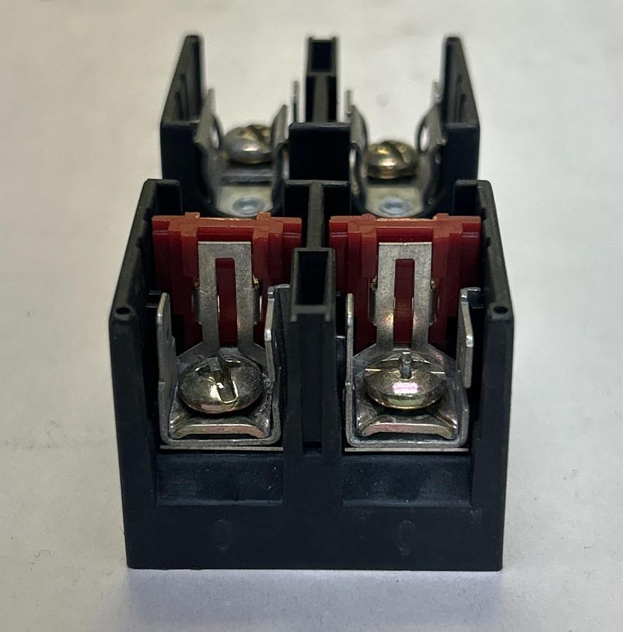 Used ALLEN BRADLEY,1491-R162,FUSE BLOCK