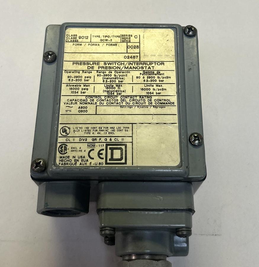 Used SQUARE D,9012GCW2,PRESSURE SWITCH