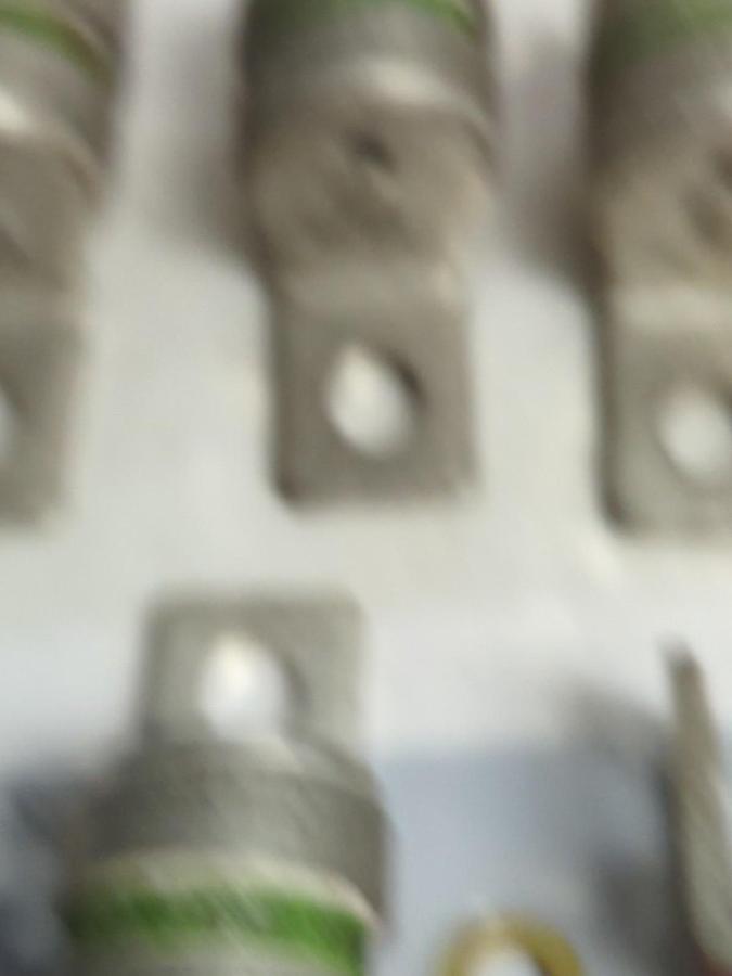 Used KYOSAN,25SH140,CLEARUP FUSE LOT OF 6 PRE-OWNED