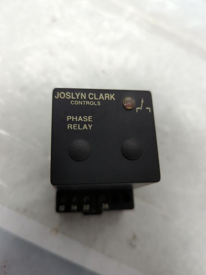 Used JOSLYN CLARK,DWR-A2,PHASE RELAY/SENSOR 440VAC 50/50 HZ PRE-OWNED