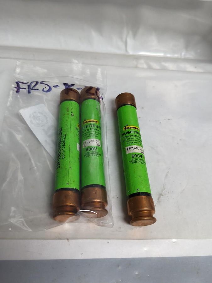 Used COOPER BUSSMANN,FRS-R-20,FUSETRON FUSE 20 AMP LOT OF 3 PRE-OWNED