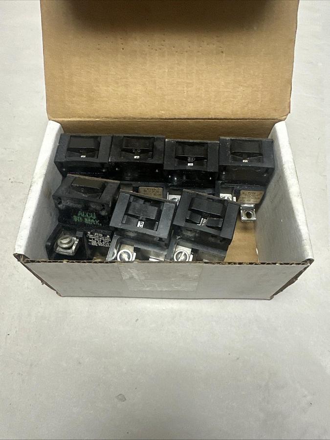 Used Pushmatic,P120,20 Amp Single Pole 120/240VAC Circuit Breaker LOT of 7