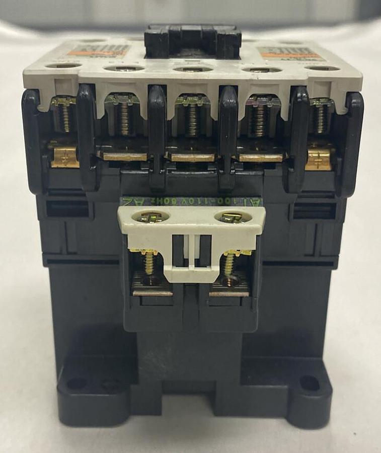 Used Fuji,4NC0H0,Contactor Type SC-5-1Y 20A