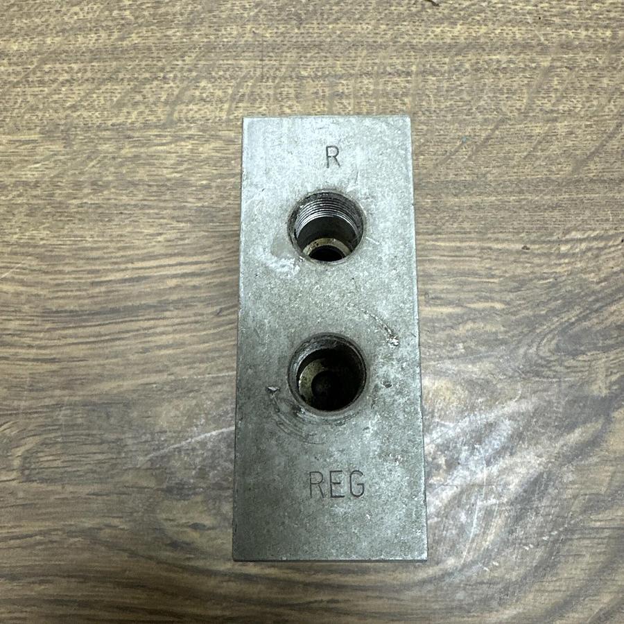 Used Fluid Controls,1PD12-F3-6S,Regulating Fluid Pressure Valve