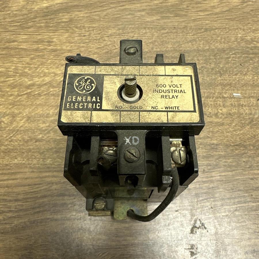 Used GE,CR120B011,Relay Switch Series A