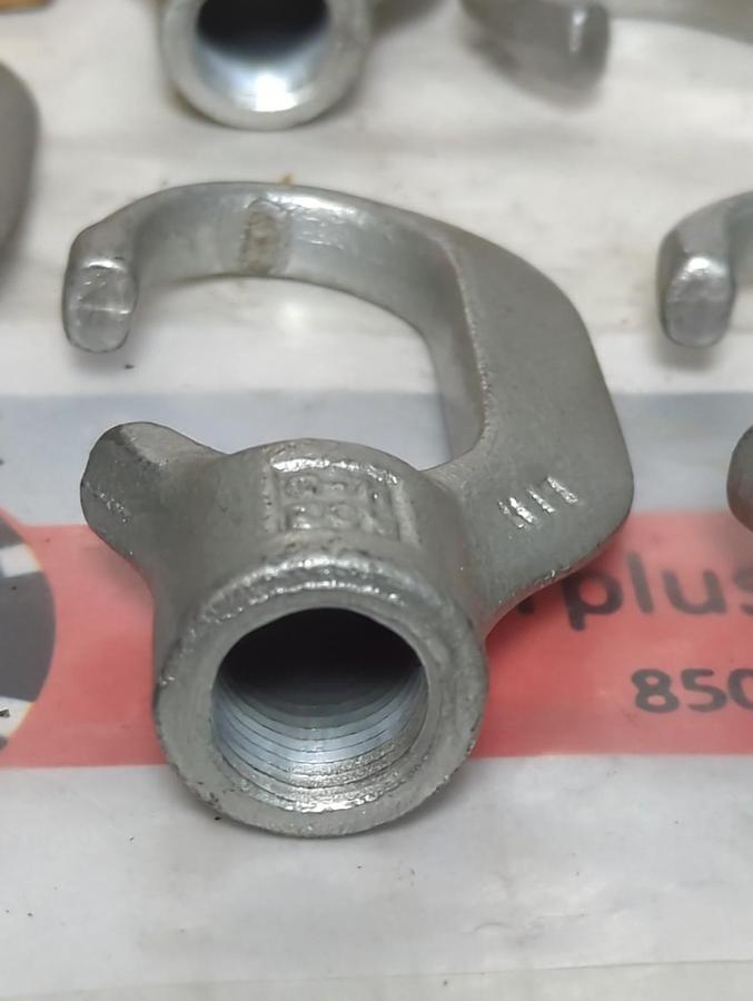 COOPER CROUSE-HINDS,UNH13,PENDANT MOUNT FIXTURE HANGER HOOK 1/2 INCH LOT OF 10