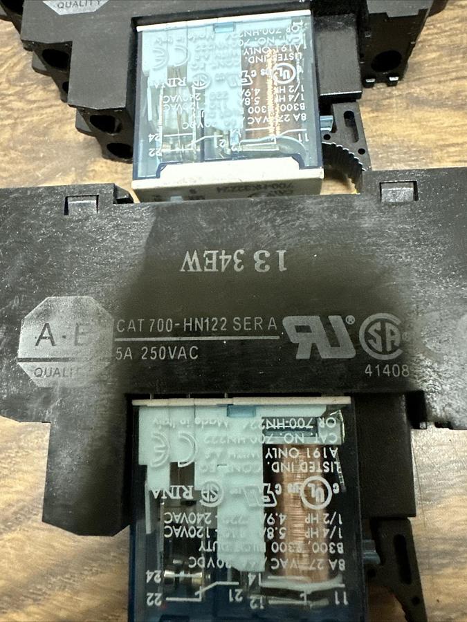 Used Allen Bradley,700-HN122,w/700-HK32Z24 Relay Lot of 2