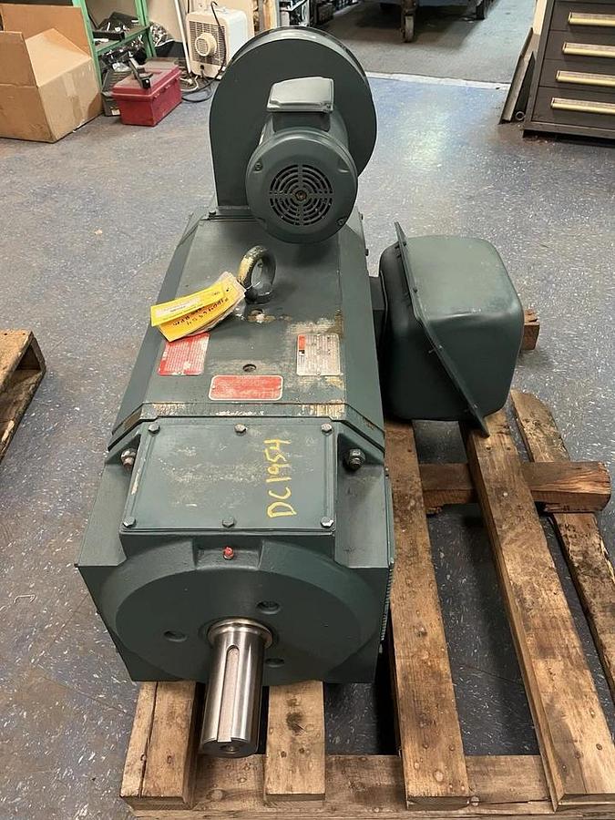 Used RELIANCE,C3214ATZ,RPM III DC MOTOR 200HP 1750RPM 500VDC