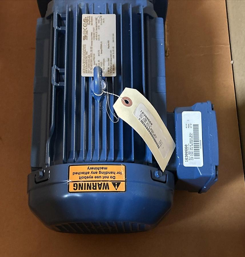 SEW-EURODRIVE,R67DRN100LM4,GEAR MOTOR 3HP 1762/112RPM 230/460V NOS