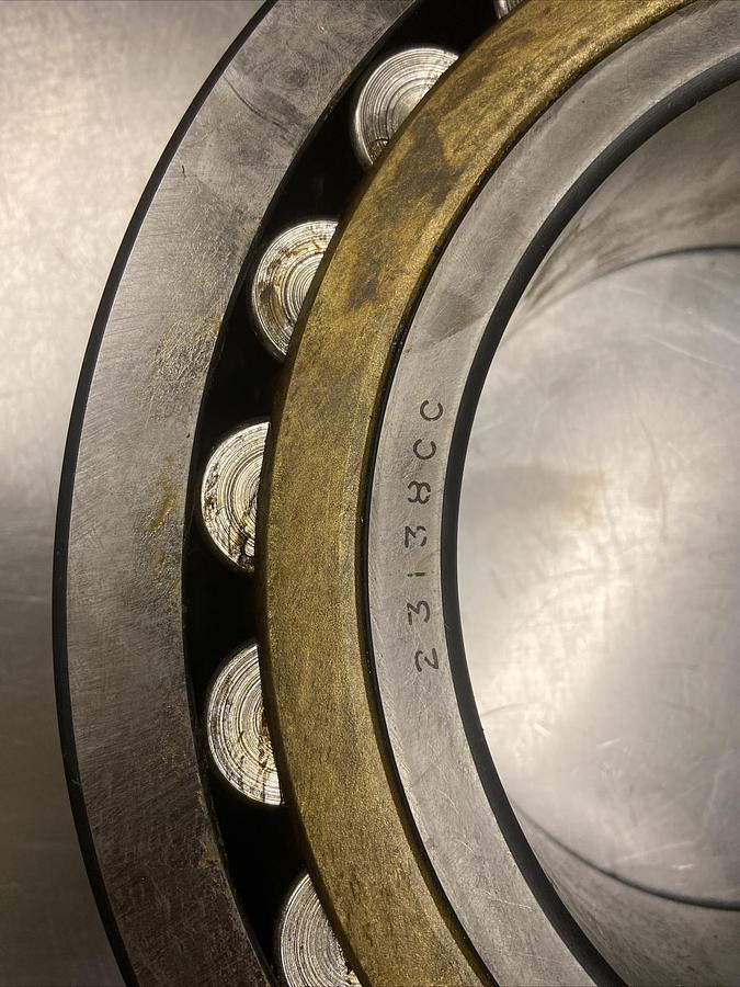 SKF,23138CC,Spherical Roller Bearing 190MM ID 320MM OD 104MM Wide