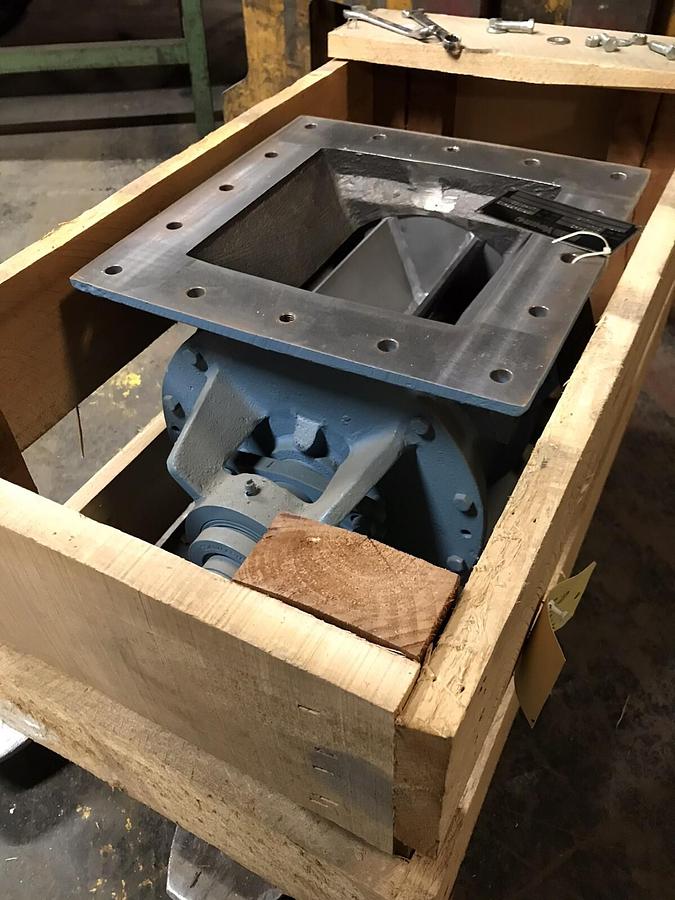 Used Young,13014-1,10 INCH Rotary Valve 10LH