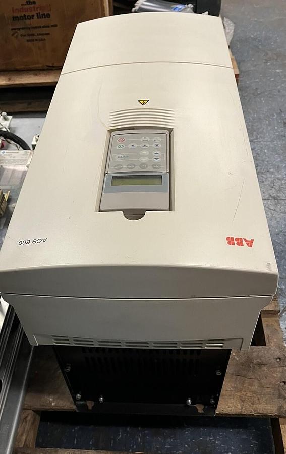 Used ABB,ACS601-0070-6-000B1200901,FREQUENCY CONVERTER DRIVE