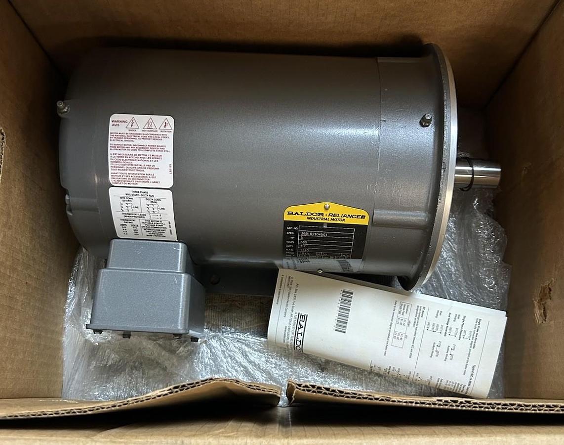 BALDOR,4107652979,MOTOR 5HP 380V 1440RPM 3PH 184TC FRAME NEW