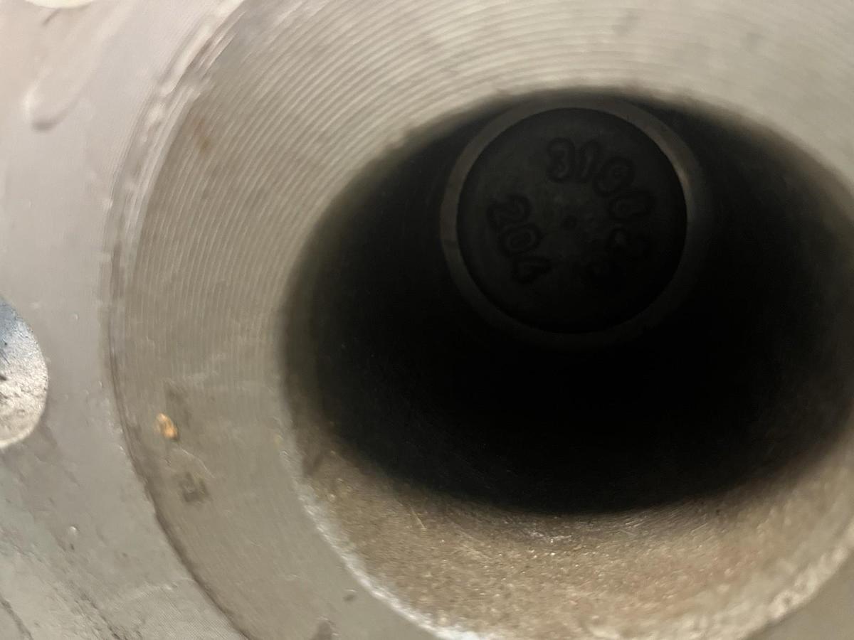 Lunkenheimer,3012,GATE VALVE 2-1/2" CLASS 300 WCB