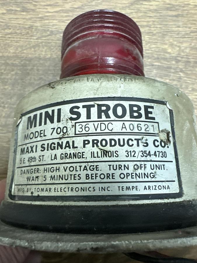 Used Mini Strobe,Model 700,36VDC Red