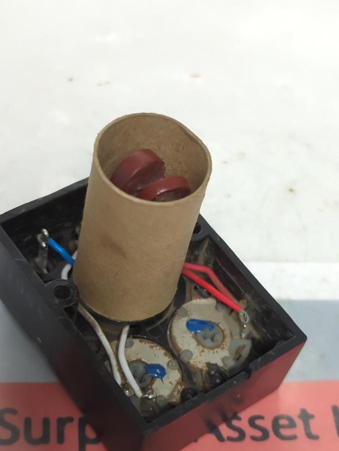 Used MAXITROL SELECTRA,TS144,DISCHARGE AIR SENSOR 40-80°/80-140° PRE-OWNED