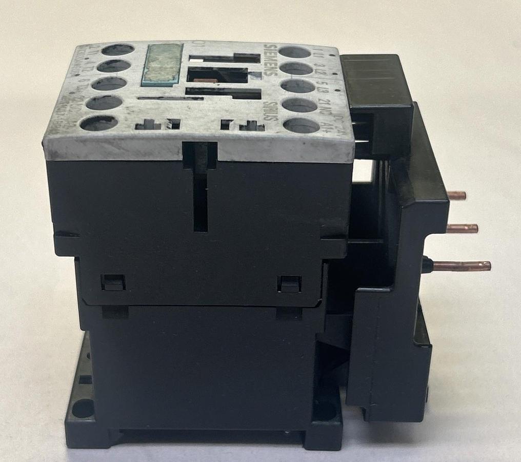 Used SIEMENS,3RT1017-1BB42,CONTACTOR