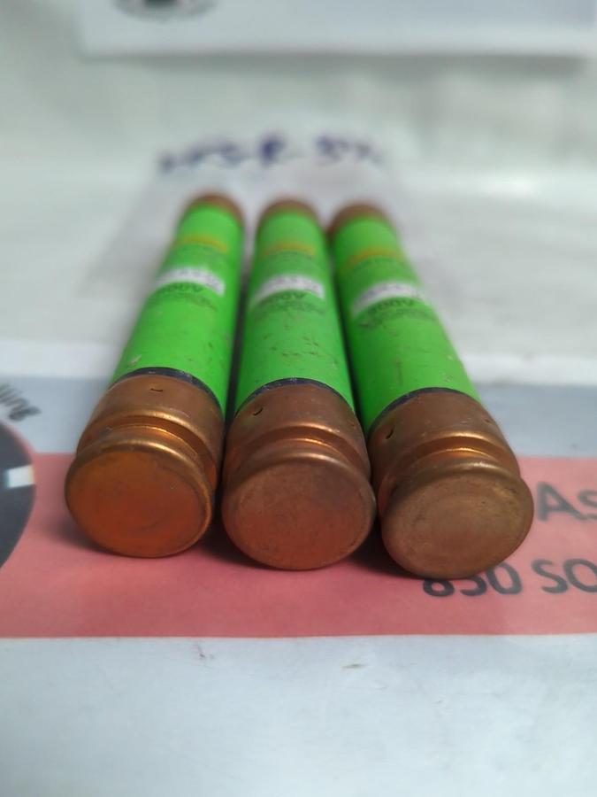 Used COOPER BUSSMANN,FRS-R-3-1/2,FUSETRON 3-1/2 AMP FUSE LOT OF 3 PRE-OWNED