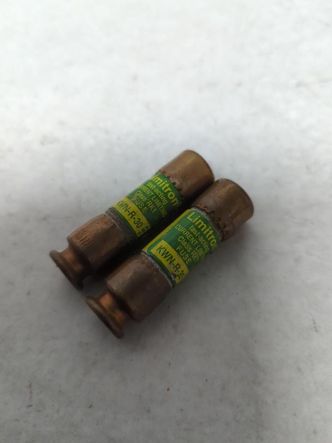 Used COOPER BUSSMANN,KWN-R-30,LIMITRON 30 AMP FUSE LOT OF 2 PRE-OWNED