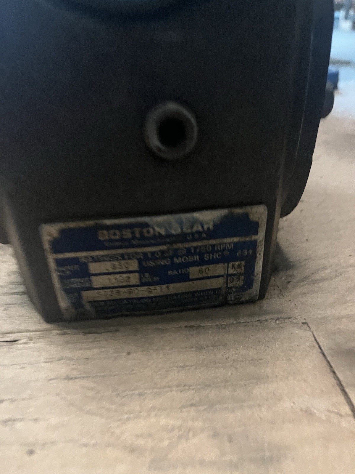 Used BOSTON GEAR,S726-60-G-77,GEAR REDUCER RATIO 60 .83HP