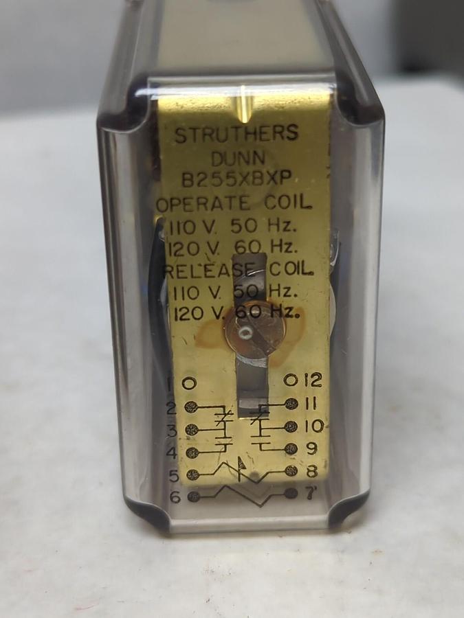 STRUTHERS-DUNN,B255XBXP,PLUG IN RELAY 110/120V 50/60HZ NOS
