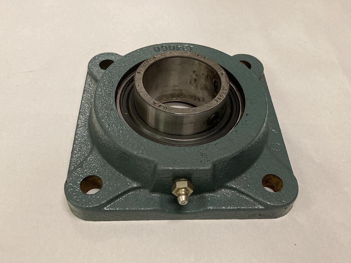 Used Dodge,F4B-SC-115,Cast Iron Flange Unit
