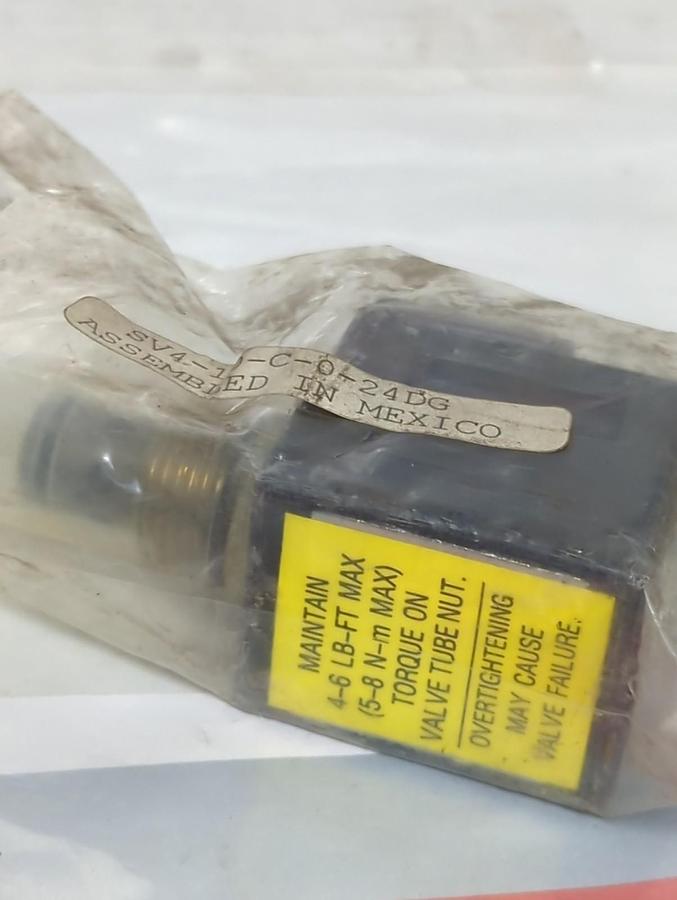 EATON VICKERS,SV4-10-C-0-24DG,SCREW IN CARTRIDGE VALVE NOS