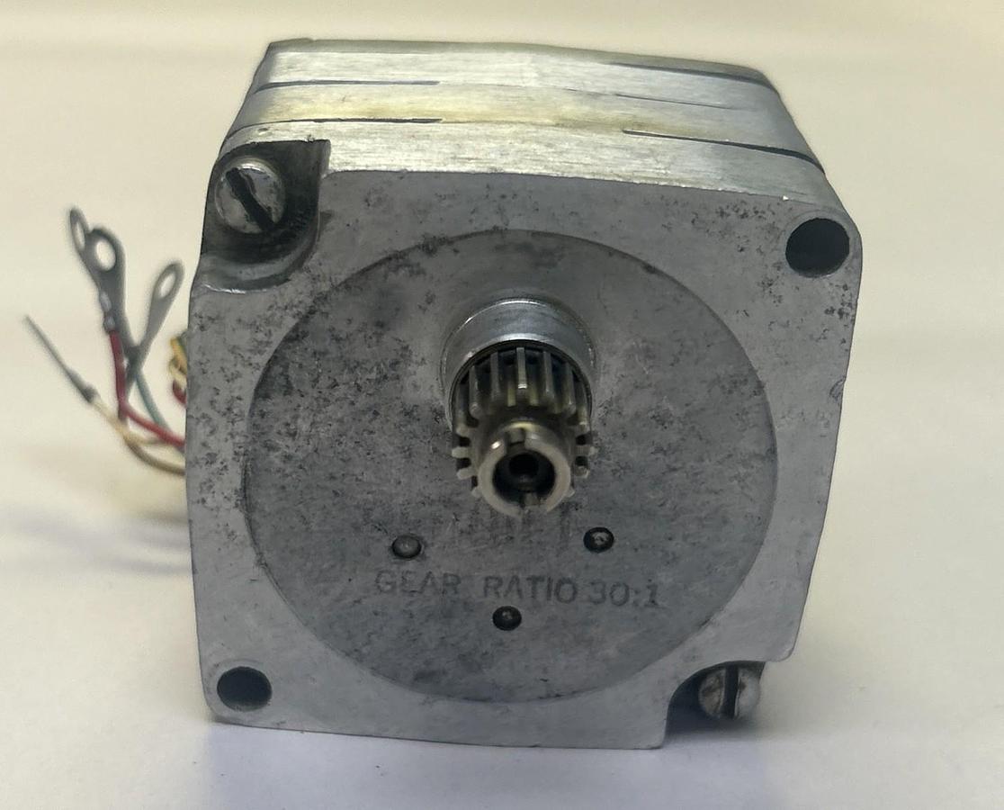 Used HONEYWELL,362479-2,SERVO MOTOR 120V 11.5W