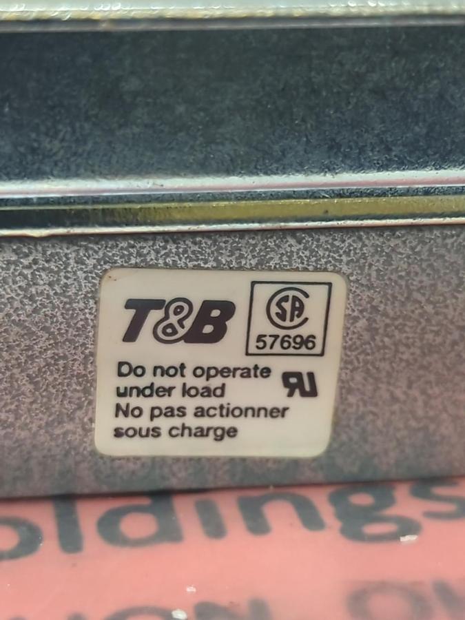 THOMAS & BETTS,57696,PANEL MOUNT BASE & RECEPTACLES W/INSERTS LOT OF 5 PCS NOS