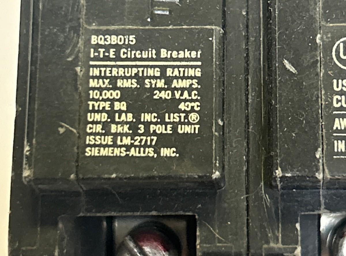 Used ITE,BQ3B015,CIRCUIT BREAKER 15A 240V 3P