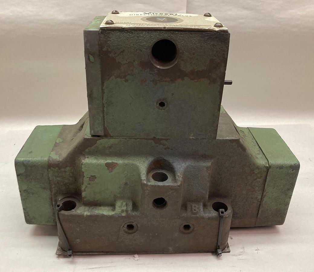 Used Vickers,DG5S4-062AE50 HG,Directional Valve