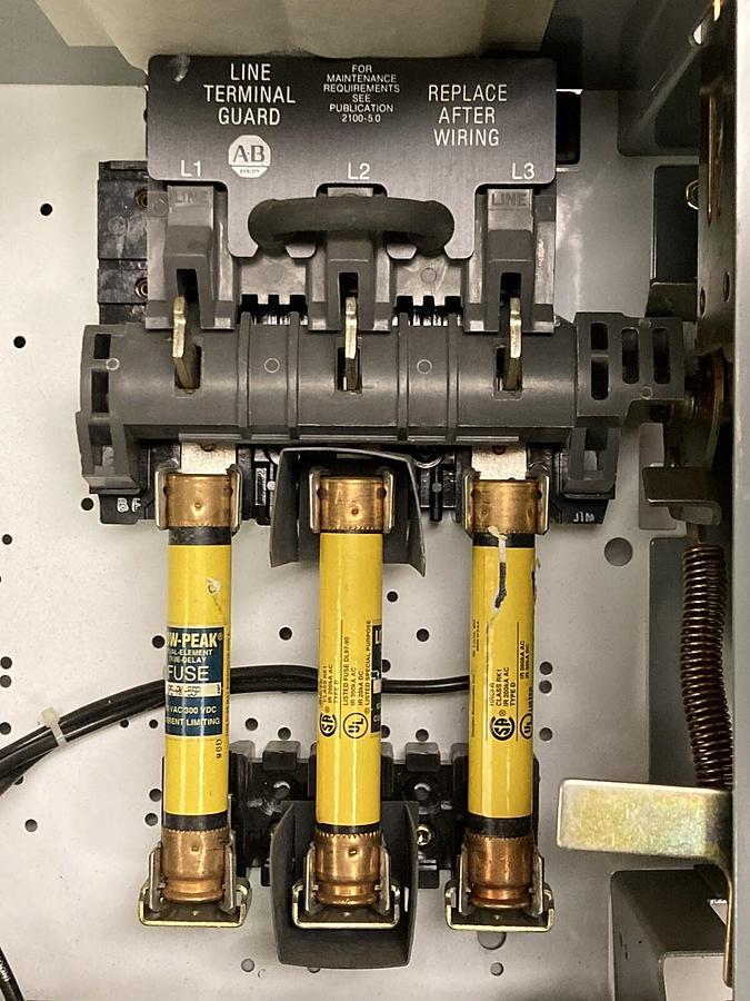 Used Allen Bradley,2100 2192F,30 Amp 12 INCH Fused MCC Disconnect Feeder Bucket