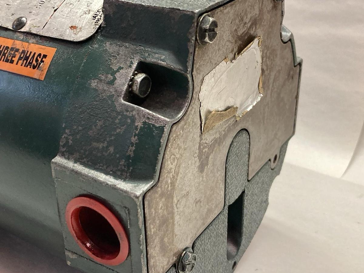 Used Reliance,B77B5901N-BA,3-Phase Electric Motor Blower 1/2HP 3450/2850RPM 240/480V