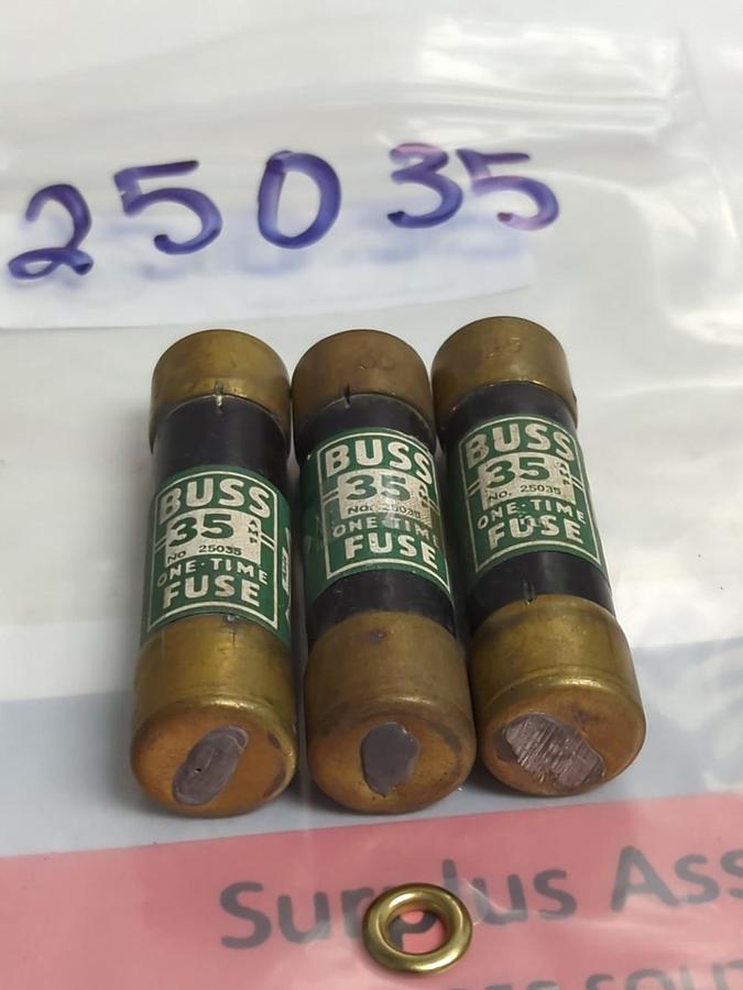 Used COOPER BUSSMANN,25035,ONE-TIME 35 AMP FUSE LOT OF 3 PRE-OWNED