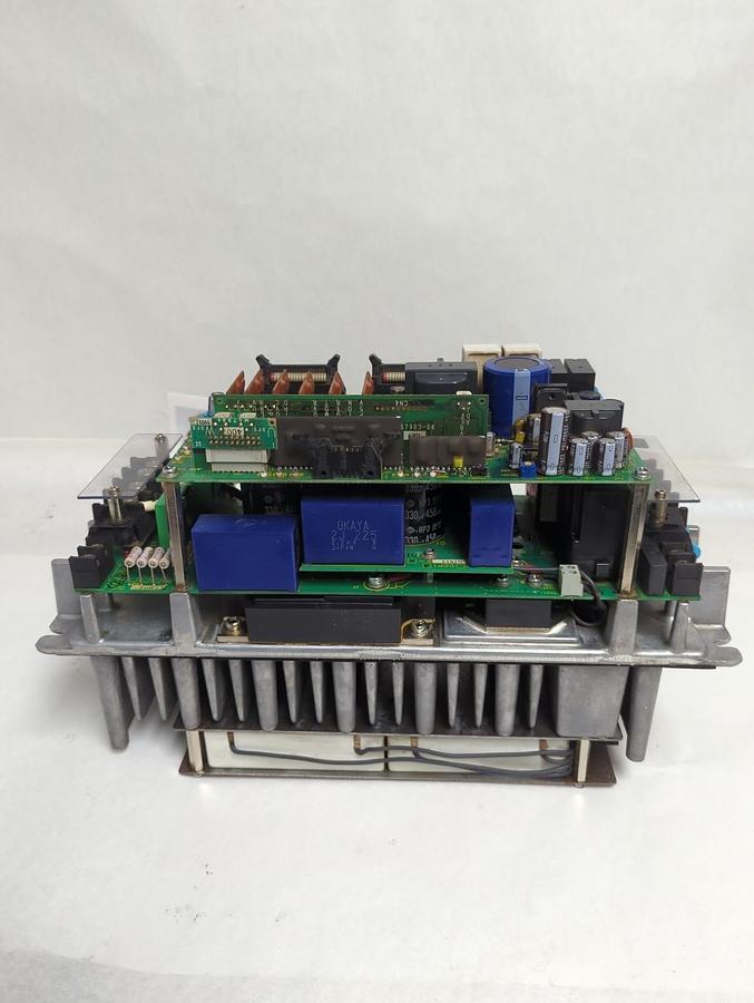 Used TOSHIBA,AD42B-D,INDUSTRIAL SERVO DRIVE PRE-OWNED