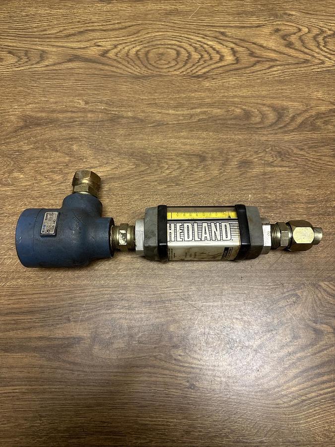 Used Hedland,H761A-040,Flowmeter W/Vickers C2820 Check Valve