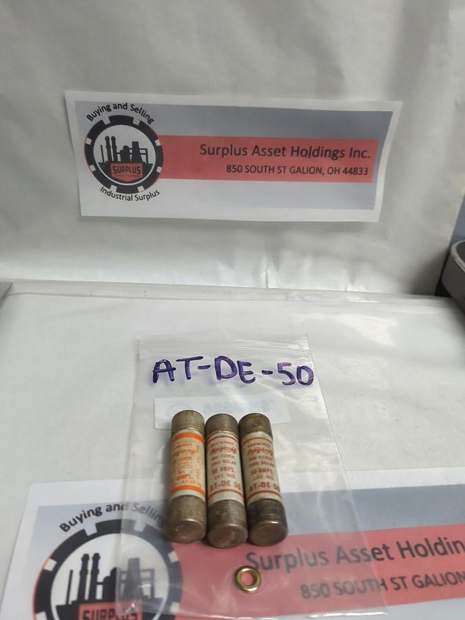 Used GOULD SHAWMUT,AT-DE-50,AMP-TRAP 50 AMP FUSE LOT OF 3 PRE-OWNED
